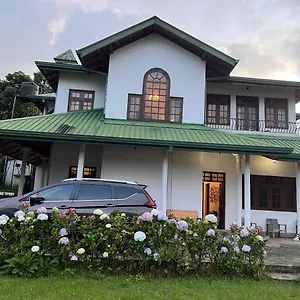 招待所 Lakeside Garden 湖畔花园山居, 努沃勒埃利耶